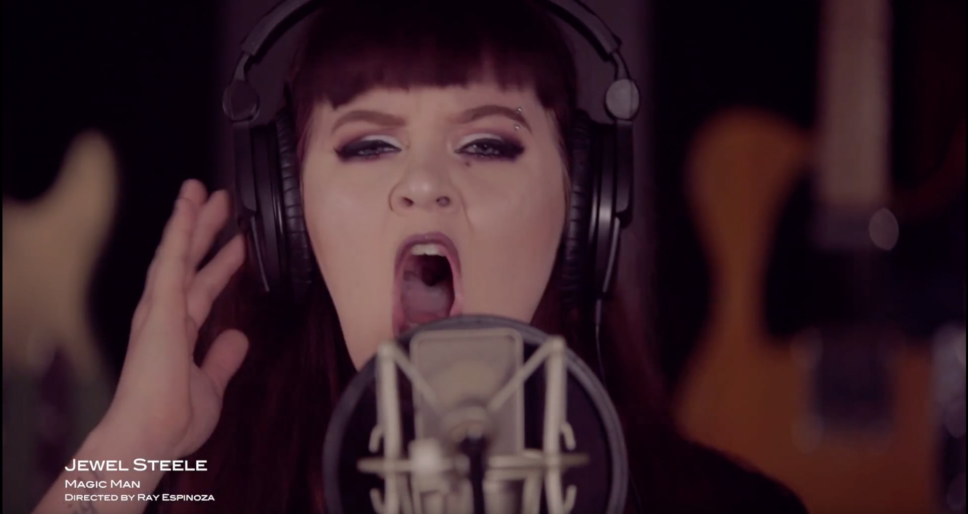 Jewel Steele – Magic Man